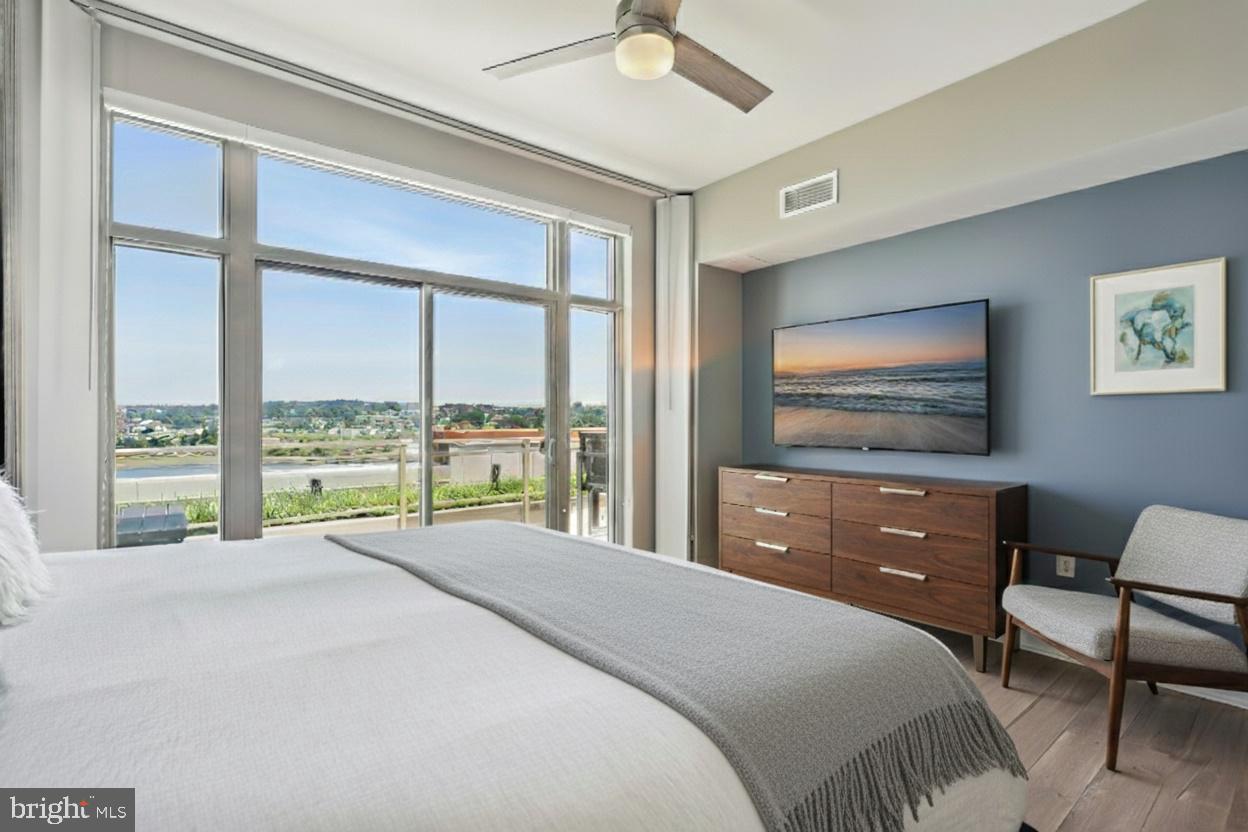 88 V ST SW #PH1, WASHINGTON, District Of Columbia 20024, 2 Bedrooms Bedrooms, ,2 BathroomsBathrooms,Residential,For sale,88 V ST SW #PH1,DCDC2225026 MLS # DCDC2225026