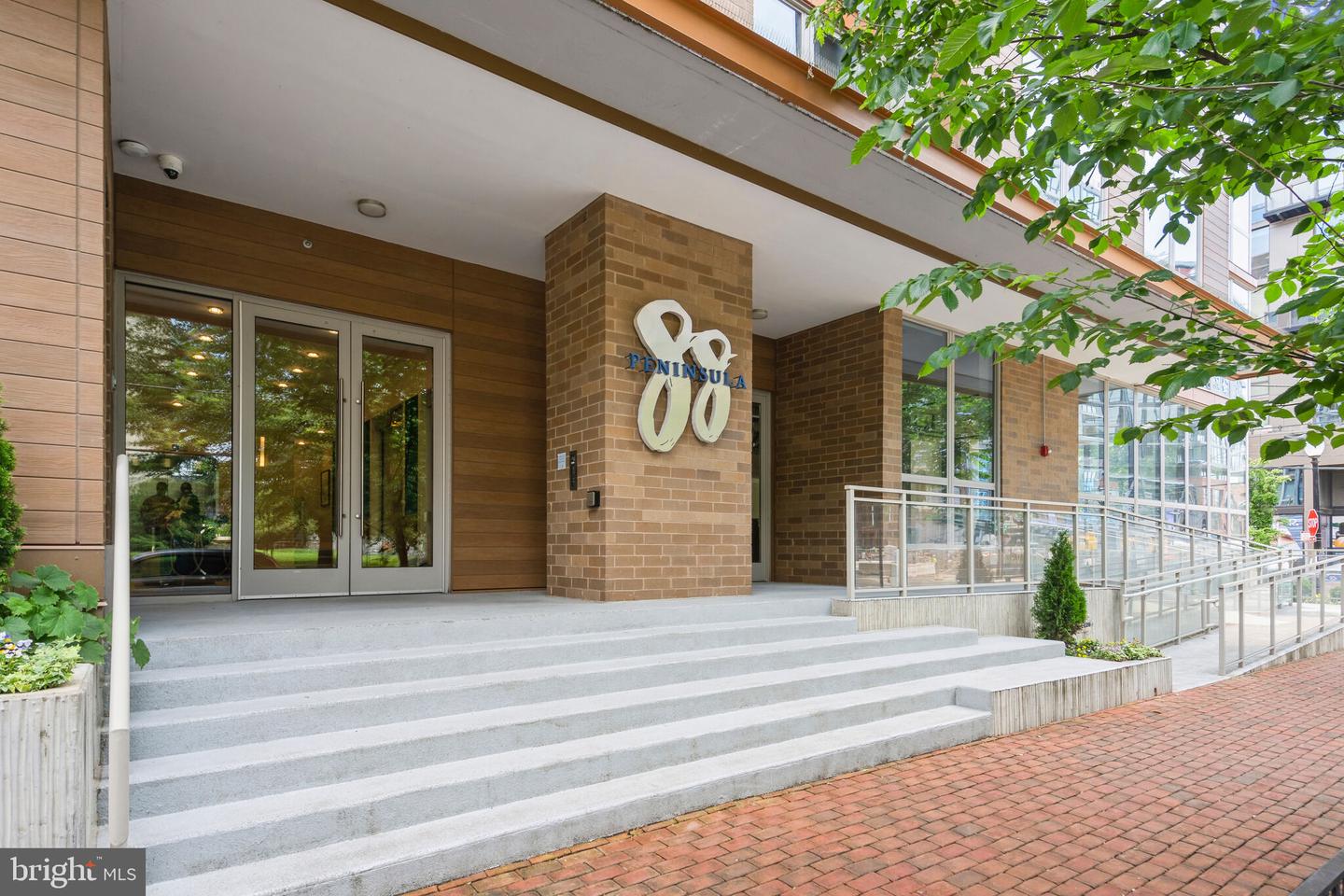 88 V ST SW #PH1, WASHINGTON, District Of Columbia 20024, 2 Bedrooms Bedrooms, ,2 BathroomsBathrooms,Residential,For sale,88 V ST SW #PH1,DCDC2225026 MLS # DCDC2225026