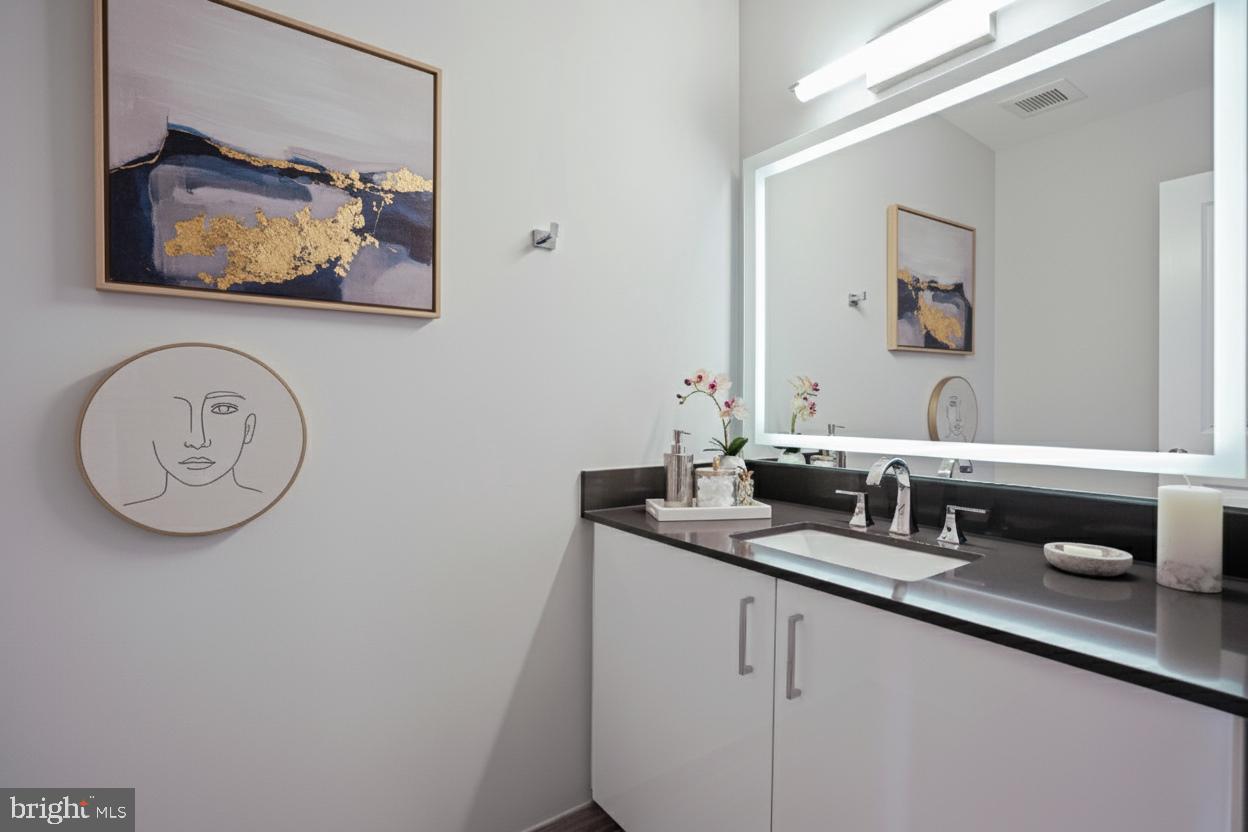 88 V ST SW #PH1, WASHINGTON, District Of Columbia 20024, 2 Bedrooms Bedrooms, ,2 BathroomsBathrooms,Residential,For sale,88 V ST SW #PH1,DCDC2225026 MLS # DCDC2225026