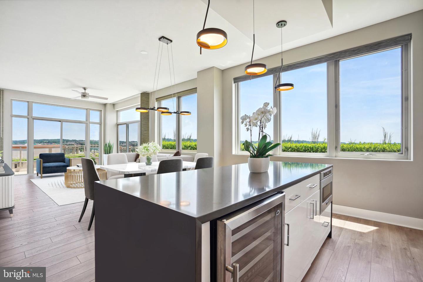88 V ST SW #PH1, WASHINGTON, District Of Columbia 20024, 2 Bedrooms Bedrooms, ,2 BathroomsBathrooms,Residential,For sale,88 V ST SW #PH1,DCDC2225026 MLS # DCDC2225026
