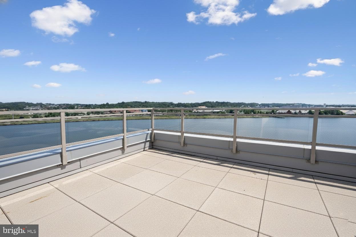 88 V ST SW #PH1, WASHINGTON, District Of Columbia 20024, 2 Bedrooms Bedrooms, ,2 BathroomsBathrooms,Residential,For sale,88 V ST SW #PH1,DCDC2225026 MLS # DCDC2225026