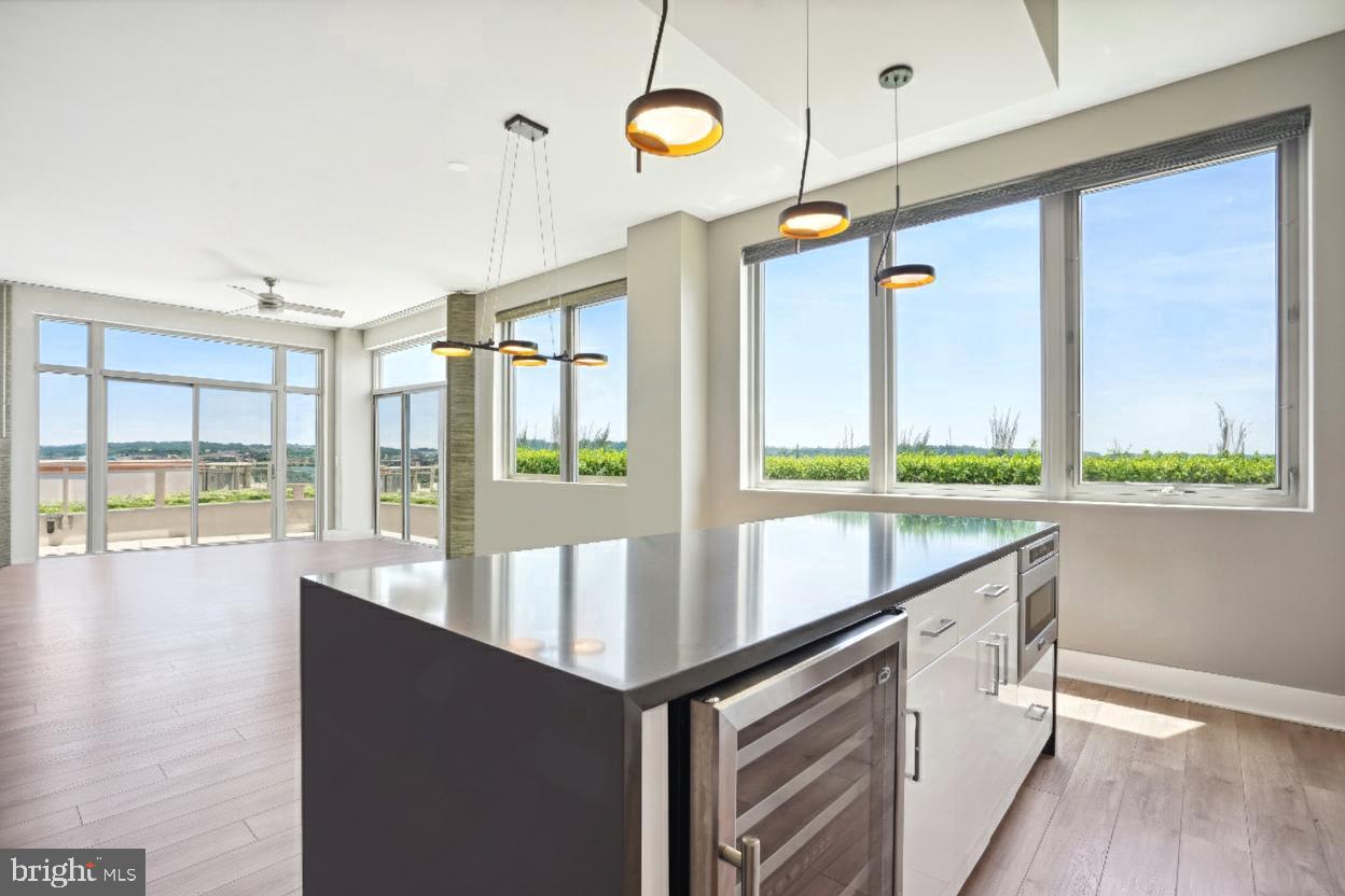 88 V ST SW #PH1, WASHINGTON, District Of Columbia 20024, 2 Bedrooms Bedrooms, ,2 BathroomsBathrooms,Residential,For sale,88 V ST SW #PH1,DCDC2225026 MLS # DCDC2225026
