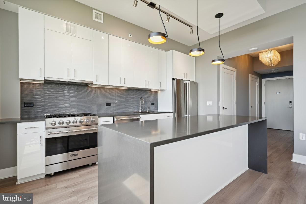 88 V ST SW #PH1, WASHINGTON, District Of Columbia 20024, 2 Bedrooms Bedrooms, ,2 BathroomsBathrooms,Residential,For sale,88 V ST SW #PH1,DCDC2225026 MLS # DCDC2225026