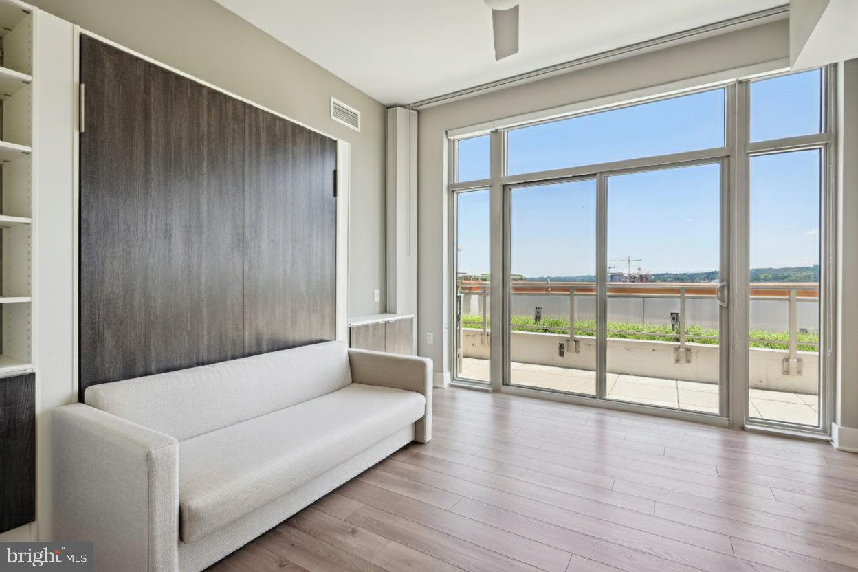 88 V ST SW #PH1, WASHINGTON, District Of Columbia 20024, 2 Bedrooms Bedrooms, ,2 BathroomsBathrooms,Residential,For sale,88 V ST SW #PH1,DCDC2225026 MLS # DCDC2225026