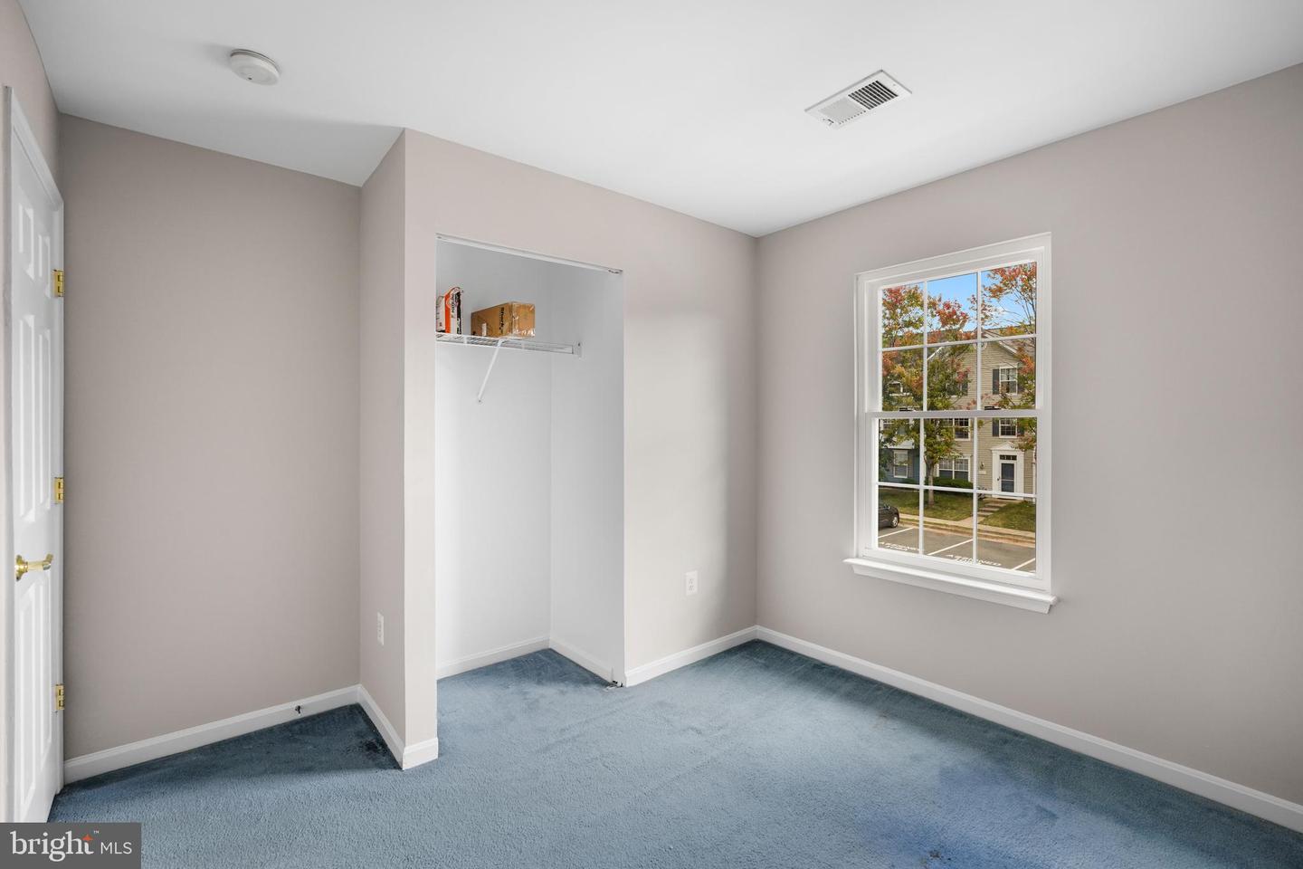 10288 BUTTERNUT CIR, MANASSAS, Virginia 20110, 4 Bedrooms Bedrooms, ,3 BathroomsBathrooms,Residential,For sale,10288 BUTTERNUT CIR,VAPW2106308 MLS # VAPW2106308