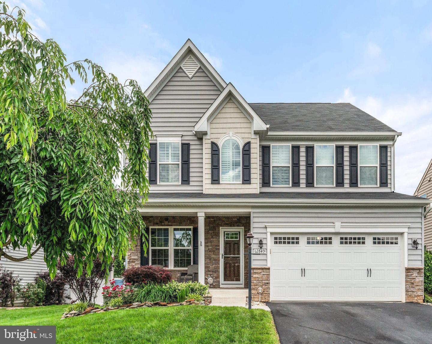 12849 HOADLY MANOR DR, MANASSAS, Virginia 20112, 4 Bedrooms Bedrooms, ,3 BathroomsBathrooms,Residential,For sale,12849 HOADLY MANOR DR,VAPW2105236 MLS # VAPW2105236