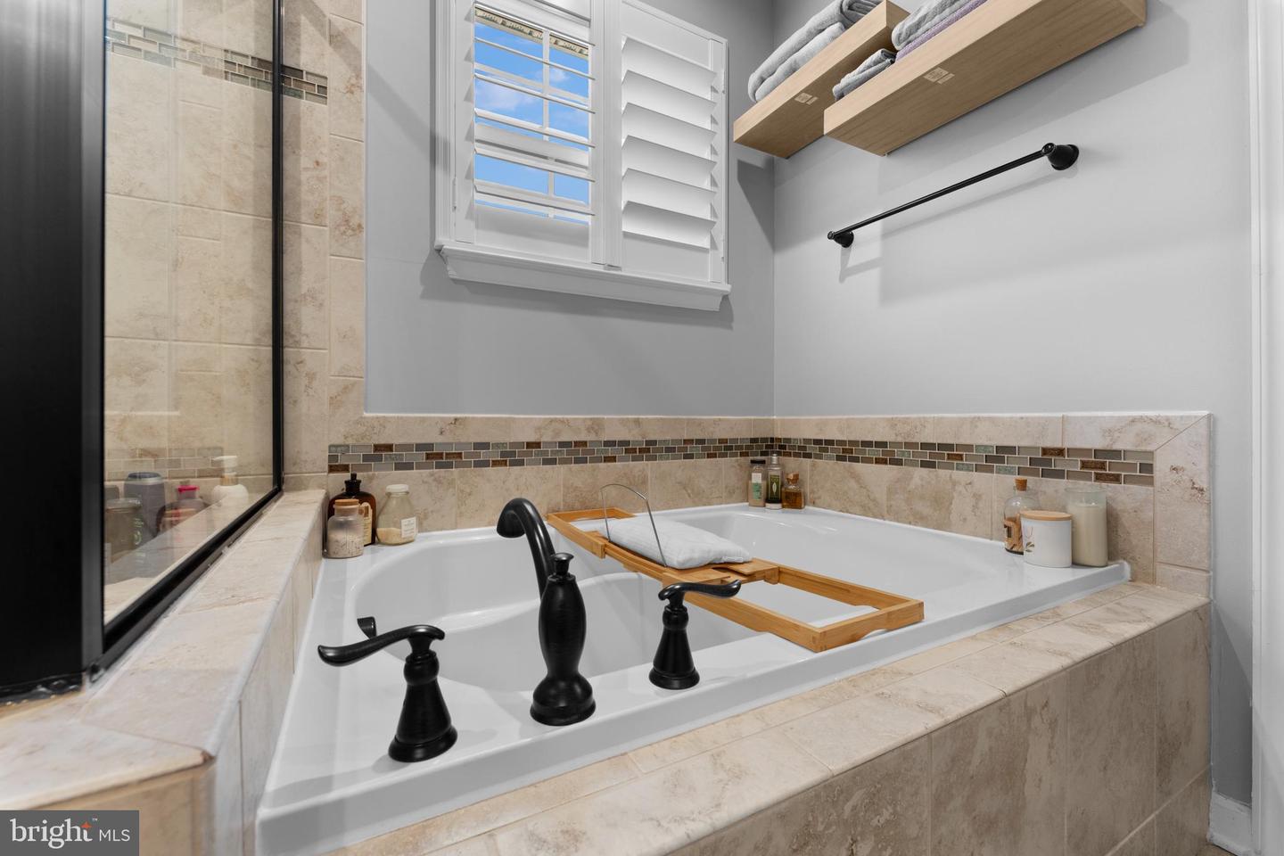 12849 HOADLY MANOR DR, MANASSAS, Virginia 20112, 4 Bedrooms Bedrooms, ,3 BathroomsBathrooms,Residential,For sale,12849 HOADLY MANOR DR,VAPW2105236 MLS # VAPW2105236