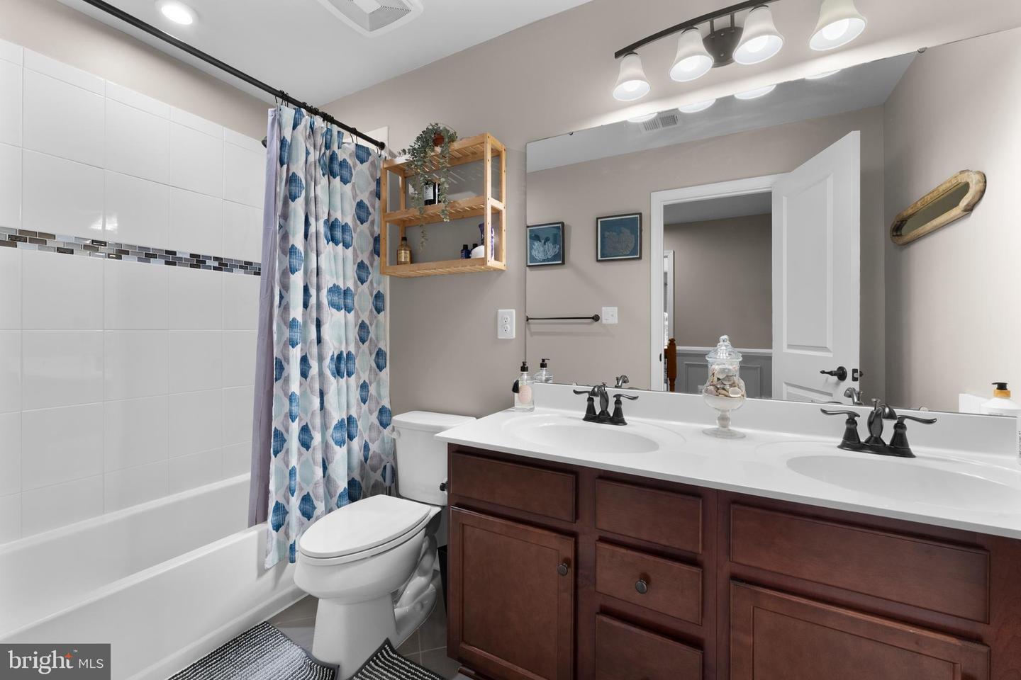 12849 HOADLY MANOR DR, MANASSAS, Virginia 20112, 4 Bedrooms Bedrooms, ,3 BathroomsBathrooms,Residential,For sale,12849 HOADLY MANOR DR,VAPW2105236 MLS # VAPW2105236