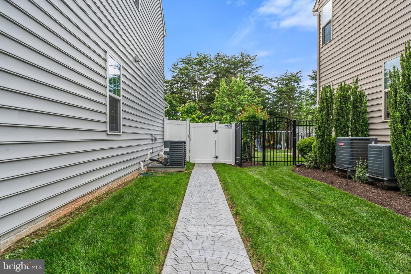 12849 HOADLY MANOR DR, MANASSAS, Virginia 20112, 4 Bedrooms Bedrooms, ,3 BathroomsBathrooms,Residential,For sale,12849 HOADLY MANOR DR,VAPW2105236 MLS # VAPW2105236