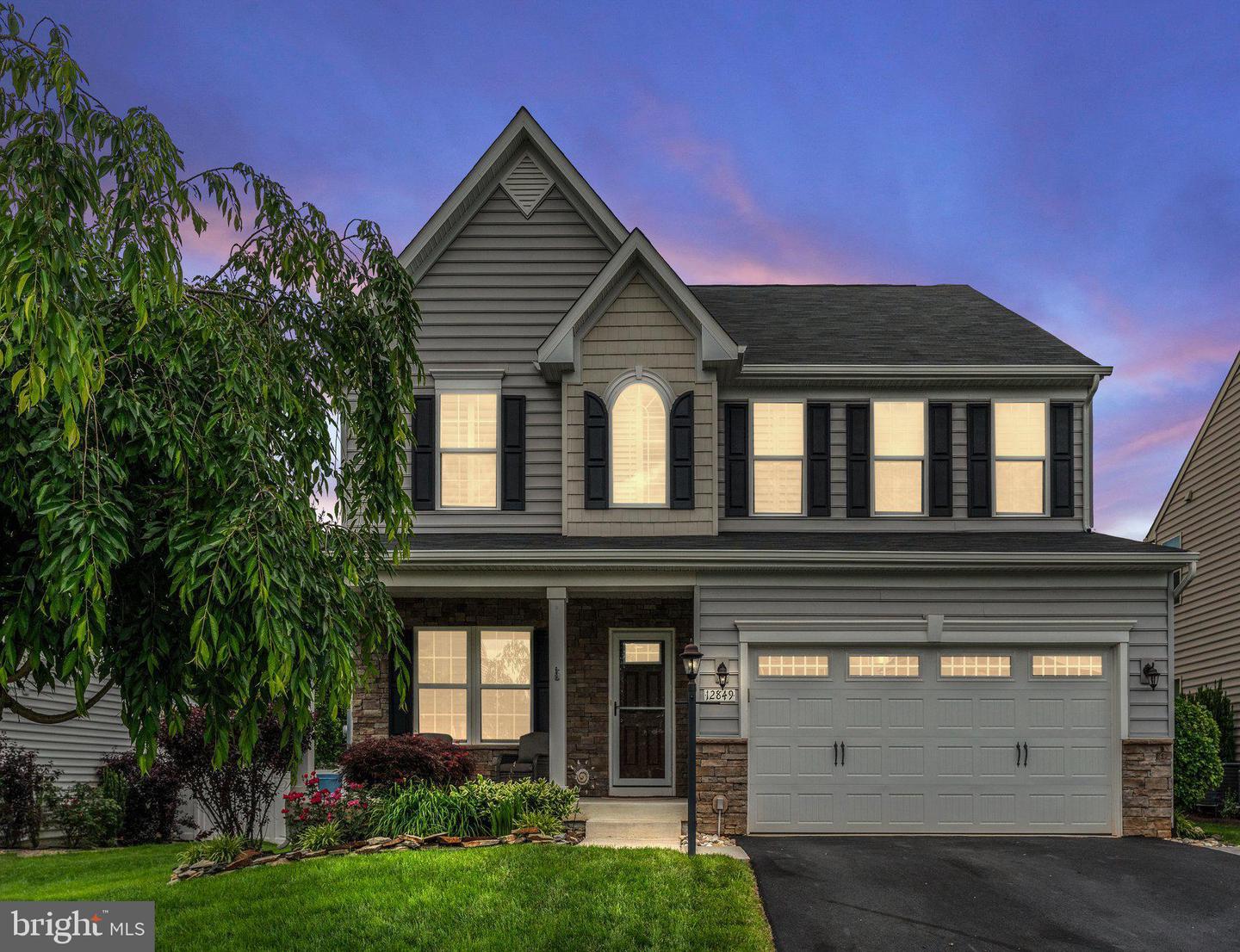 12849 HOADLY MANOR DR, MANASSAS, Virginia 20112, 4 Bedrooms Bedrooms, ,3 BathroomsBathrooms,Residential,For sale,12849 HOADLY MANOR DR,VAPW2105236 MLS # VAPW2105236