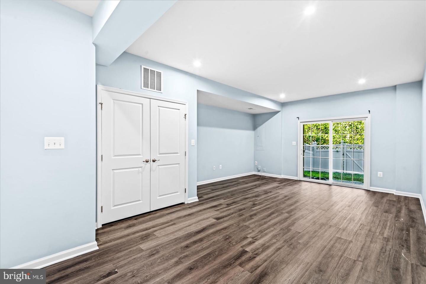 720 RIVER CREST WAY, FREDERICKSBURG, Virginia 22405, 3 Bedrooms Bedrooms, ,3 BathroomsBathrooms,Residential,For sale,720 RIVER CREST WAY,VAST2043202 MLS # VAST2043202