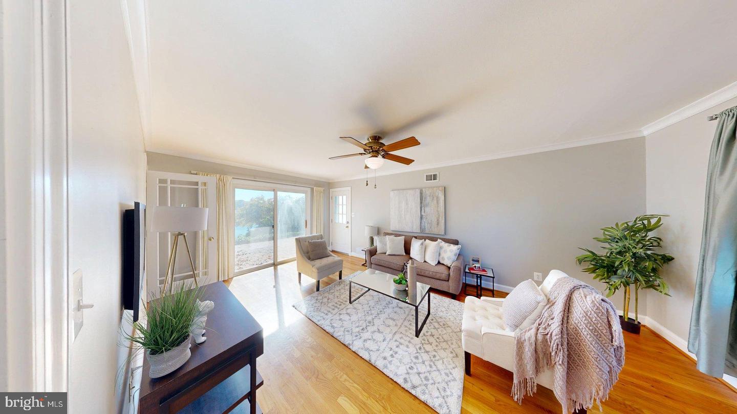 8352 ORANGE CT, ALEXANDRIA, Virginia 22309, 4 Bedrooms Bedrooms, ,2 BathroomsBathrooms,Residential,For sale,8352 ORANGE CT,VAFX2272502 MLS # VAFX2272502