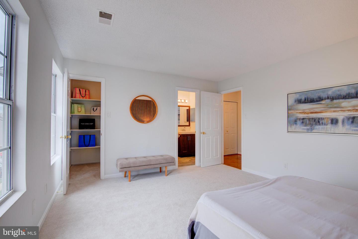 1102 HUNTMASTER #301, LEESBURG, Virginia 20176, 2 Bedrooms Bedrooms, ,1 BathroomBathrooms,Residential,For sale,1102 HUNTMASTER #301,VALO2108198 MLS # VALO2108198