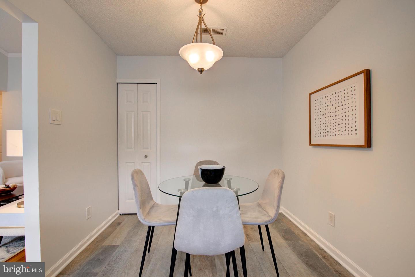 1102 HUNTMASTER #301, LEESBURG, Virginia 20176, 2 Bedrooms Bedrooms, ,1 BathroomBathrooms,Residential,For sale,1102 HUNTMASTER #301,VALO2108198 MLS # VALO2108198