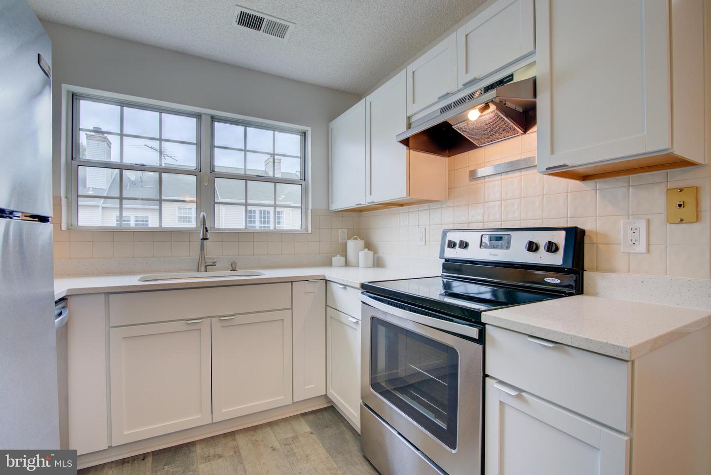 1102 HUNTMASTER #301, LEESBURG, Virginia 20176, 2 Bedrooms Bedrooms, ,1 BathroomBathrooms,Residential,For sale,1102 HUNTMASTER #301,VALO2108198 MLS # VALO2108198