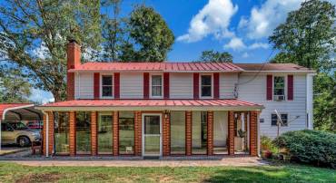31934 INDIANTOWN RD, LOCUST GROVE, Virginia 22508, 3 Bedrooms Bedrooms, ,2 BathroomsBathrooms,Farm,For sale,31934 INDIANTOWN RD,VAOR2012538 MLS # VAOR2012538