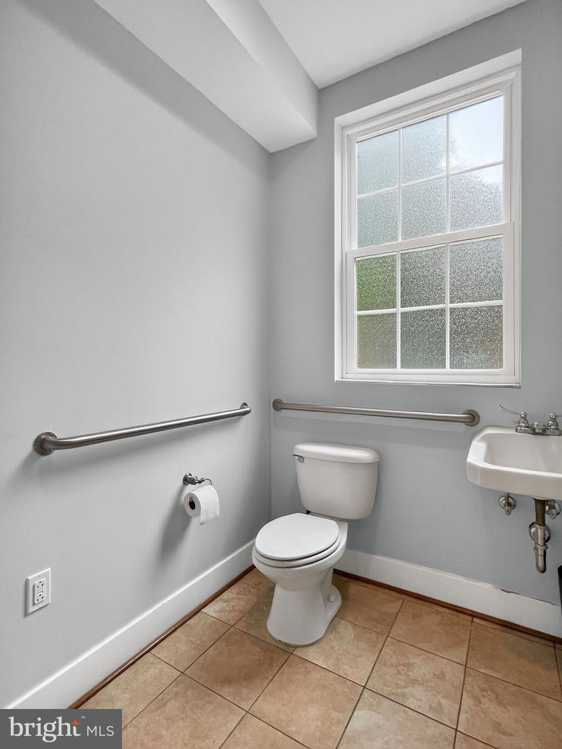 211 K ST NE, WASHINGTON, District Of Columbia 20002, ,Land,For sale,211 K ST NE,DCDC2227788 MLS # DCDC2227788