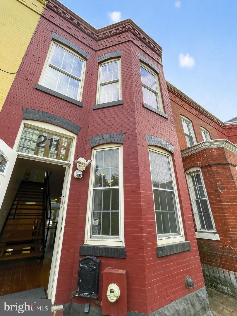 211 K ST NE, WASHINGTON, District Of Columbia 20002, ,Land,For sale,211 K ST NE,DCDC2227788 MLS # DCDC2227788