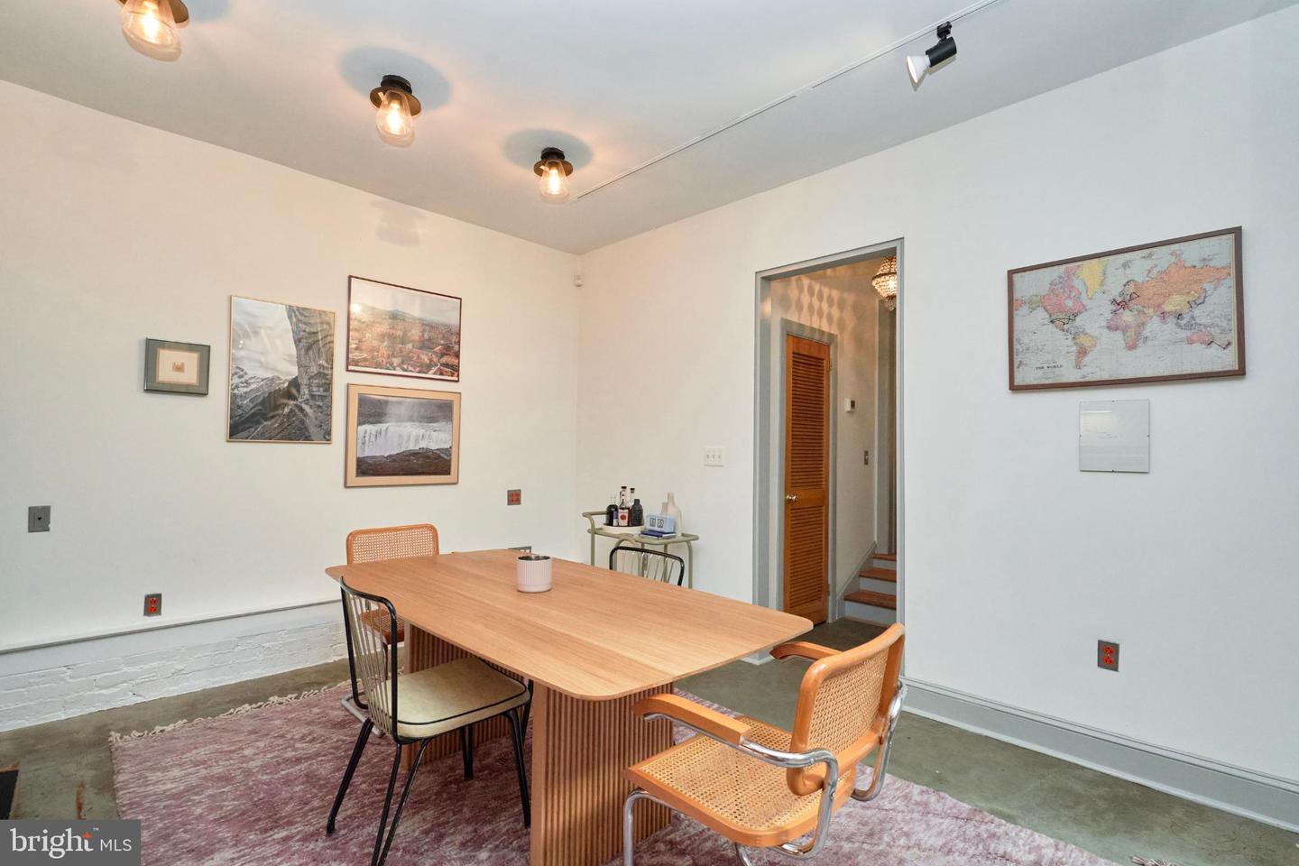 20 9TH ST NE, WASHINGTON, District Of Columbia 20002, 3 Bedrooms Bedrooms, 6 Rooms Rooms,2 BathroomsBathrooms,Residential,For sale,20 9TH ST NE,DCDC2225656 MLS # DCDC2225656