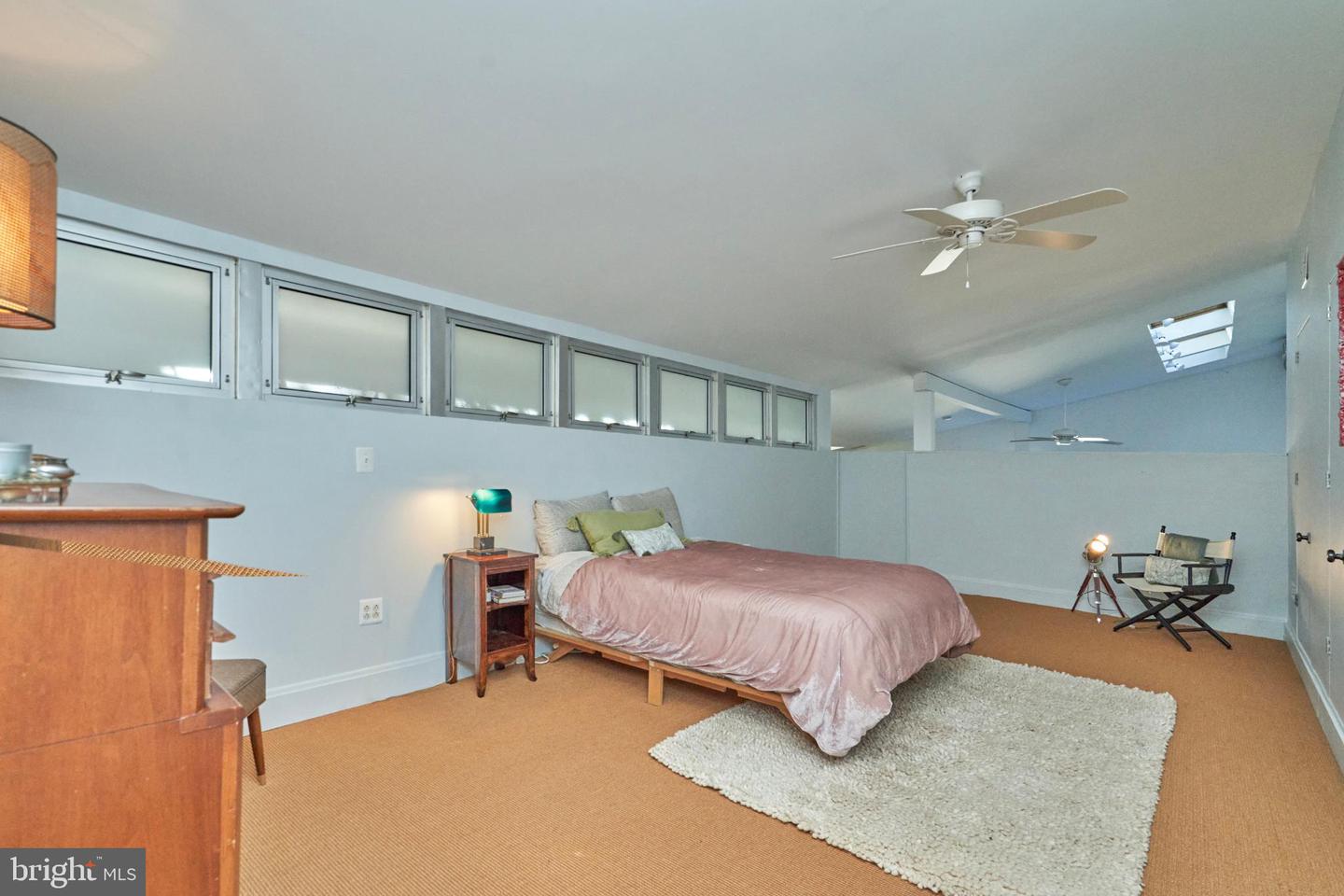 20 9TH ST NE, WASHINGTON, District Of Columbia 20002, 3 Bedrooms Bedrooms, 6 Rooms Rooms,2 BathroomsBathrooms,Residential,For sale,20 9TH ST NE,DCDC2225656 MLS # DCDC2225656
