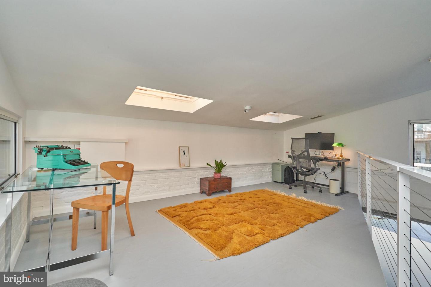 20 9TH ST NE, WASHINGTON, District Of Columbia 20002, 3 Bedrooms Bedrooms, 6 Rooms Rooms,2 BathroomsBathrooms,Residential,For sale,20 9TH ST NE,DCDC2225656 MLS # DCDC2225656