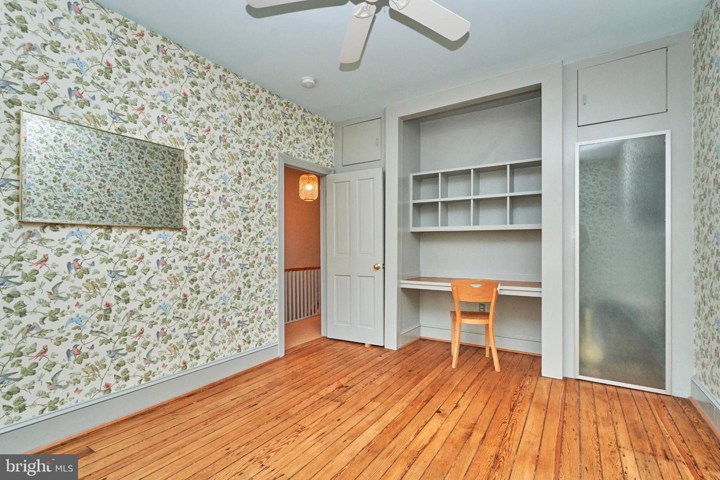 20 9TH ST NE, WASHINGTON, District Of Columbia 20002, 3 Bedrooms Bedrooms, 6 Rooms Rooms,2 BathroomsBathrooms,Residential,For sale,20 9TH ST NE,DCDC2225656 MLS # DCDC2225656