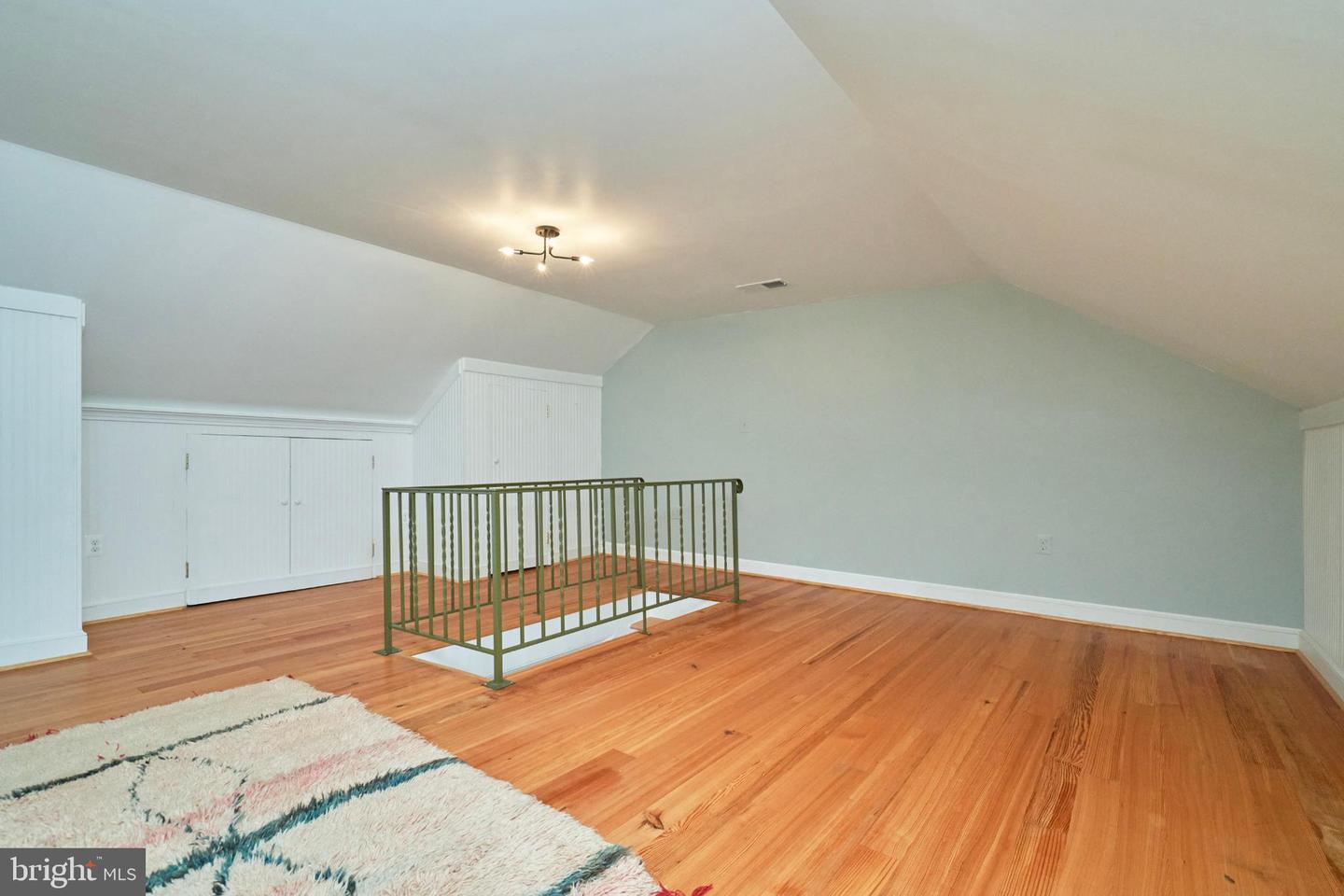 20 9TH ST NE, WASHINGTON, District Of Columbia 20002, 3 Bedrooms Bedrooms, 6 Rooms Rooms,2 BathroomsBathrooms,Residential,For sale,20 9TH ST NE,DCDC2225656 MLS # DCDC2225656