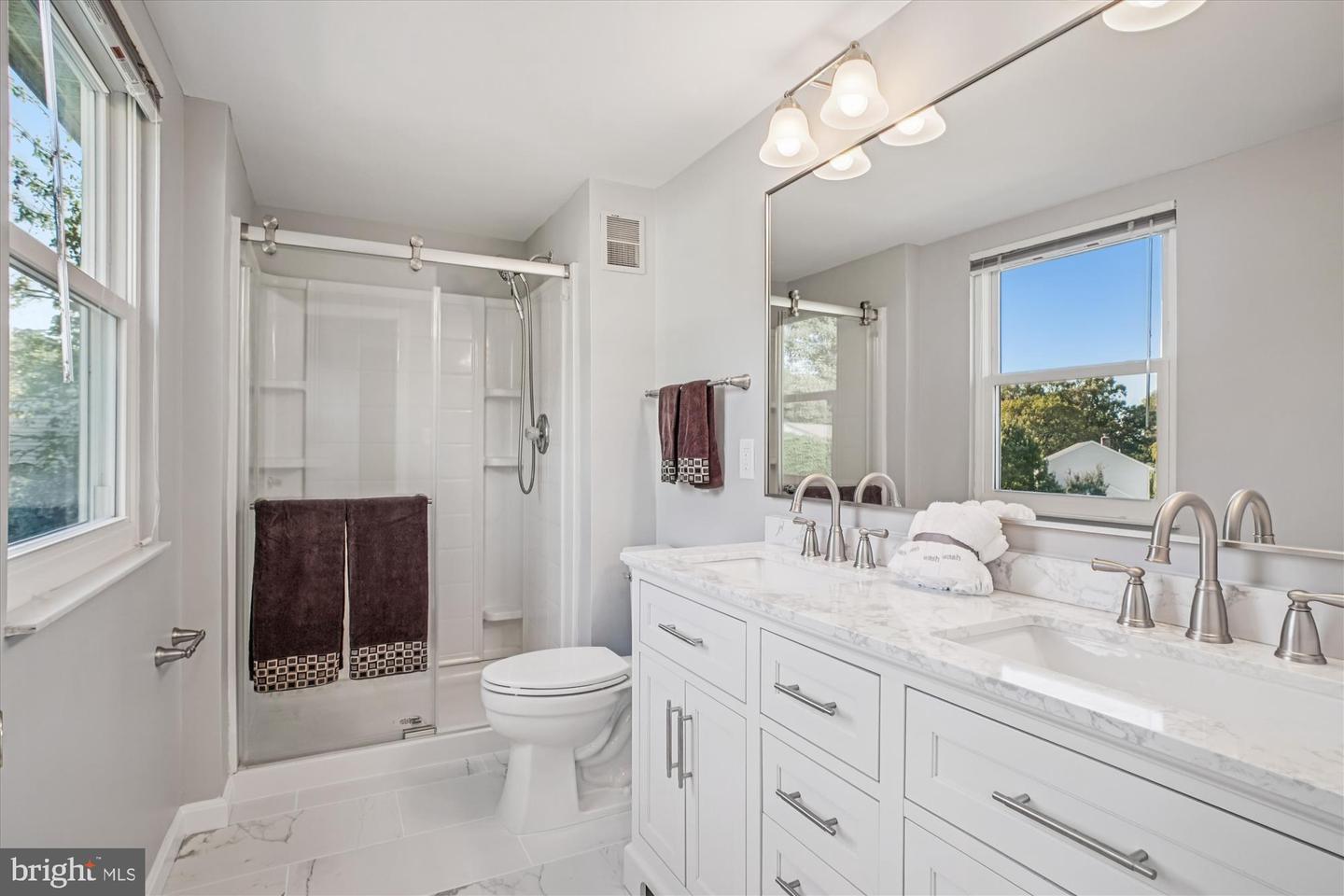 1741 WHITEWOOD LN, HERNDON, Virginia 20170, 4 Bedrooms Bedrooms, ,2 BathroomsBathrooms,Residential,For sale,1741 WHITEWOOD LN,VAFX2273166 MLS # VAFX2273166
