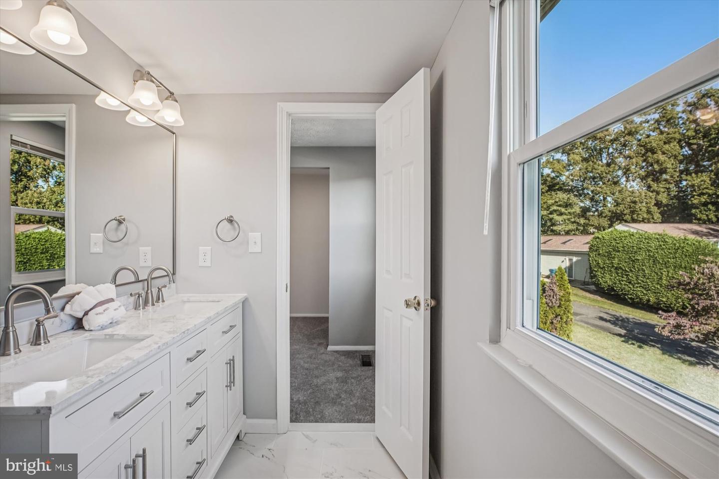 1741 WHITEWOOD LN, HERNDON, Virginia 20170, 4 Bedrooms Bedrooms, ,2 BathroomsBathrooms,Residential,For sale,1741 WHITEWOOD LN,VAFX2273166 MLS # VAFX2273166