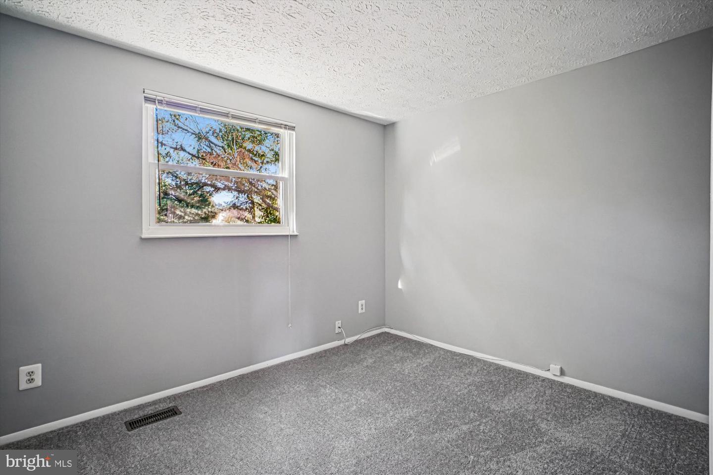 1741 WHITEWOOD LN, HERNDON, Virginia 20170, 4 Bedrooms Bedrooms, ,2 BathroomsBathrooms,Residential,For sale,1741 WHITEWOOD LN,VAFX2273166 MLS # VAFX2273166