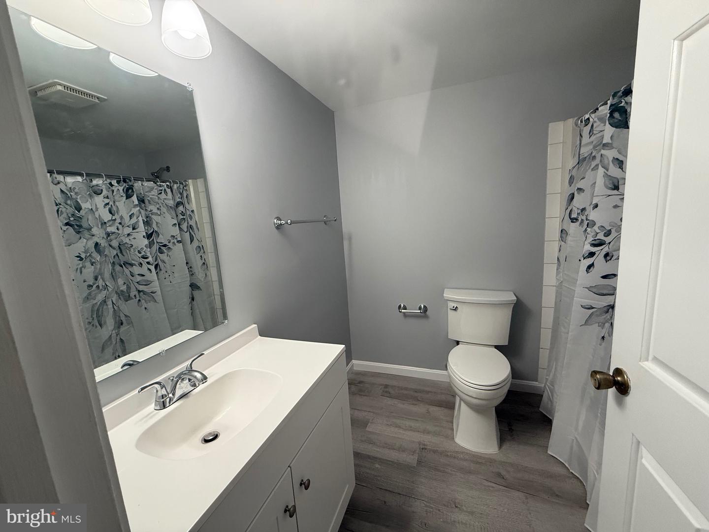 1741 WHITEWOOD LN, HERNDON, Virginia 20170, 4 Bedrooms Bedrooms, ,2 BathroomsBathrooms,Residential,For sale,1741 WHITEWOOD LN,VAFX2273166 MLS # VAFX2273166