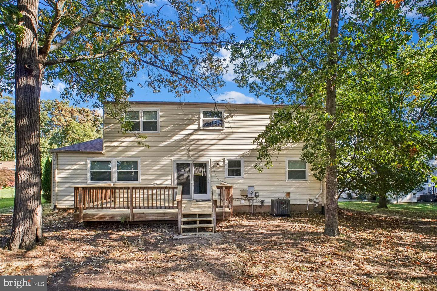 1741 WHITEWOOD LN, HERNDON, Virginia 20170, 4 Bedrooms Bedrooms, ,2 BathroomsBathrooms,Residential,For sale,1741 WHITEWOOD LN,VAFX2273166 MLS # VAFX2273166