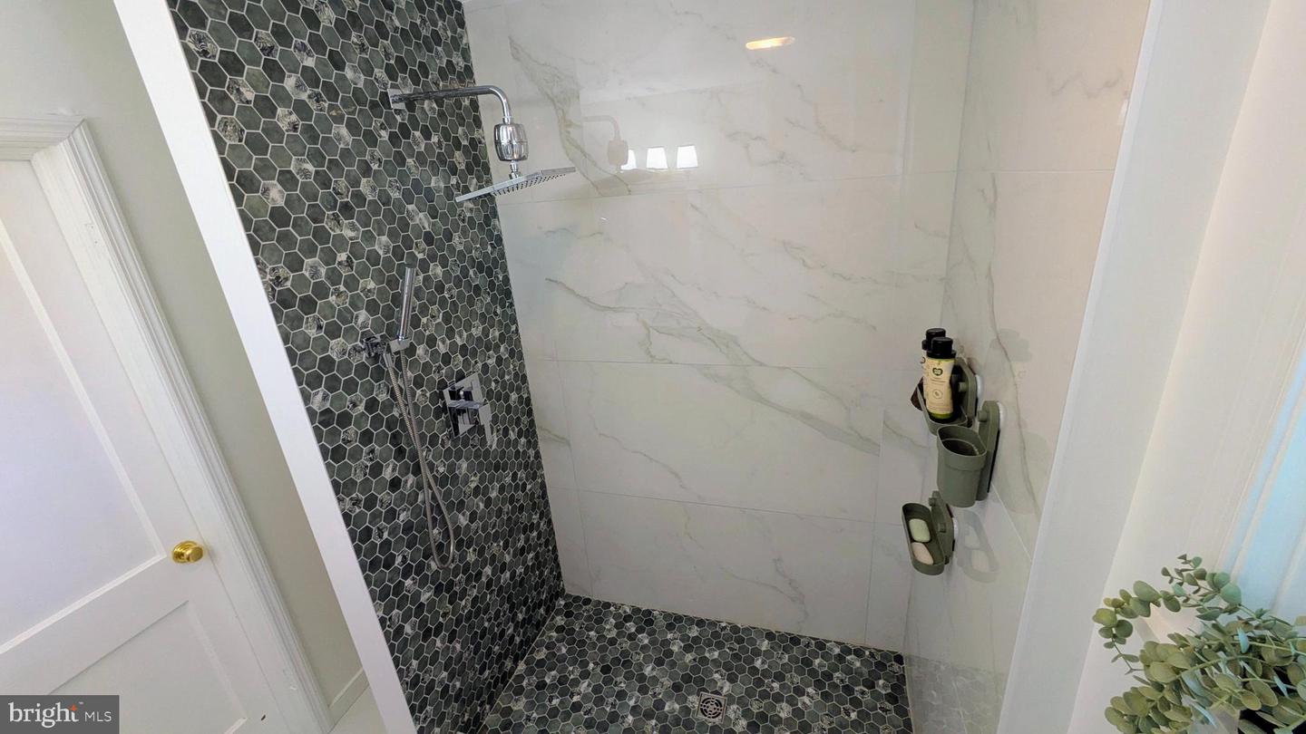 6809 SOUTH DR, RICHMOND, Virginia 23225, 4 Bedrooms Bedrooms, 10 Rooms Rooms,2 BathroomsBathrooms,Residential,For sale,6809 SOUTH DR,VARC2000770 MLS # VARC2000770