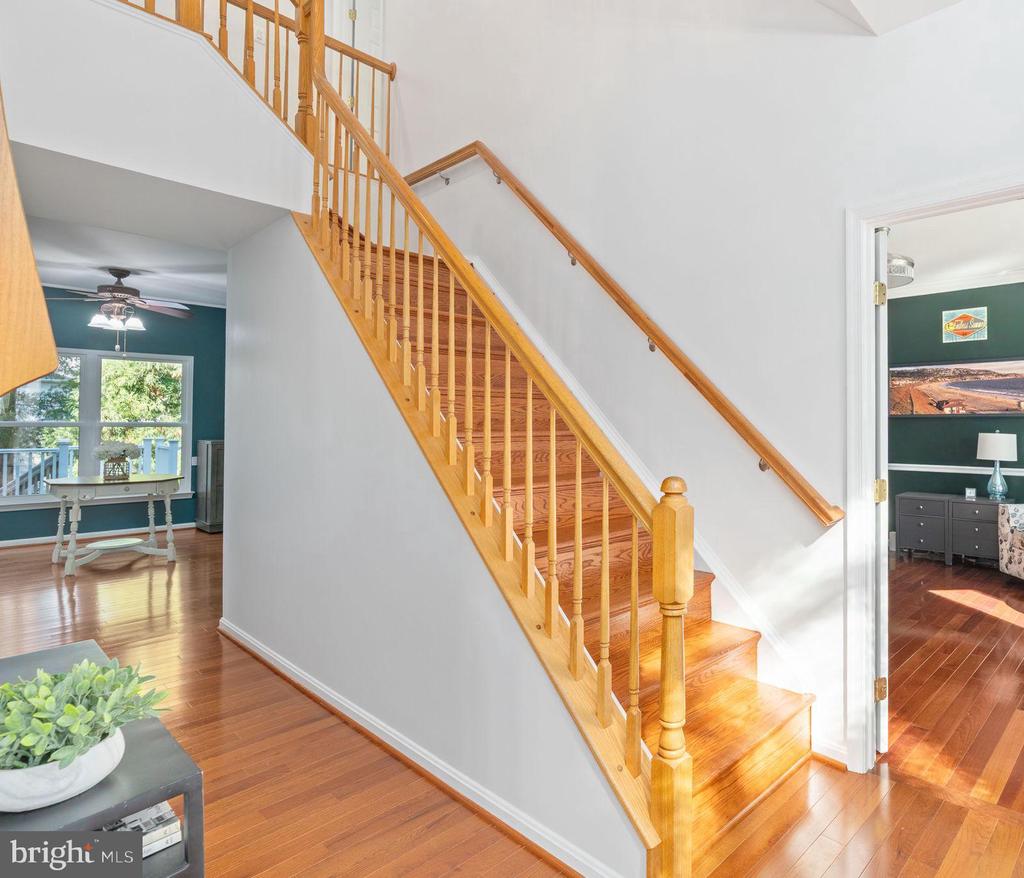 6811 LAKELAND WAY, FREDERICKSBURG, Virginia 22407, 5 Bedrooms Bedrooms, ,3 BathroomsBathrooms,Residential,6811 LAKELAND WAY,VASP2036974 MLS # VASP2036974