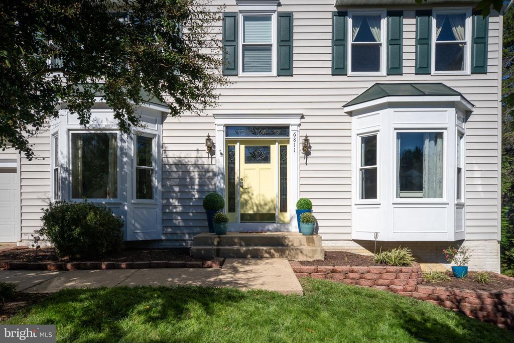 6811 LAKELAND WAY, FREDERICKSBURG, Virginia 22407, 5 Bedrooms Bedrooms, ,3 BathroomsBathrooms,Residential,6811 LAKELAND WAY,VASP2036974 MLS # VASP2036974
