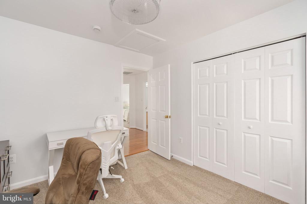6811 LAKELAND WAY, FREDERICKSBURG, Virginia 22407, 5 Bedrooms Bedrooms, ,3 BathroomsBathrooms,Residential,6811 LAKELAND WAY,VASP2036974 MLS # VASP2036974