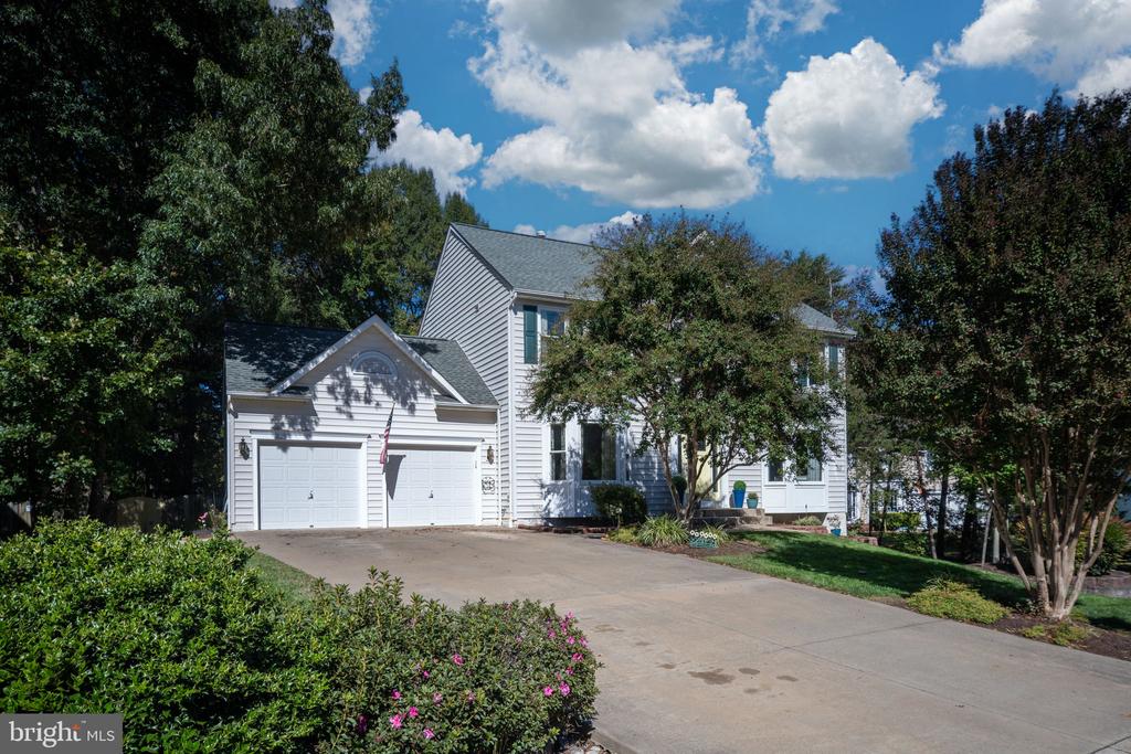 6811 LAKELAND WAY, FREDERICKSBURG, Virginia 22407, 5 Bedrooms Bedrooms, ,3 BathroomsBathrooms,Residential,6811 LAKELAND WAY,VASP2036974 MLS # VASP2036974