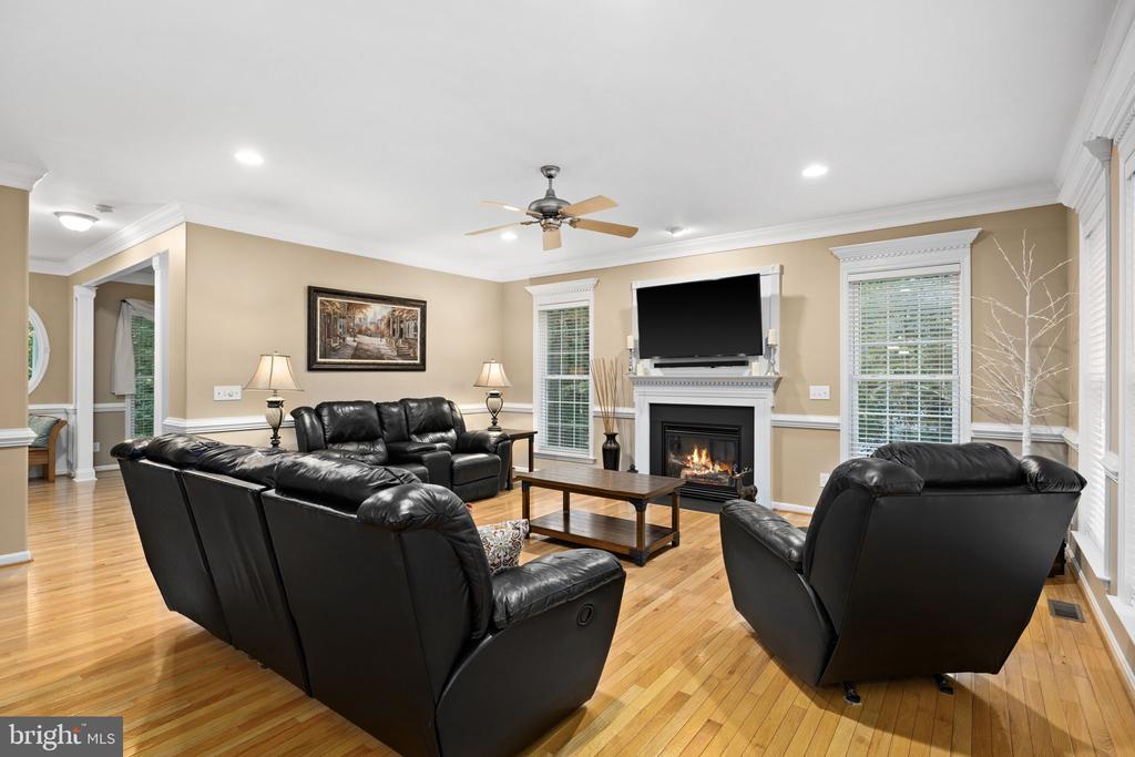 10704 WHISPERING WAY, FREDERICKSBURG, Virginia 22407, 5 Bedrooms Bedrooms, ,3 BathroomsBathrooms,Residential,10704 WHISPERING WAY,VASP2036976 MLS # VASP2036976