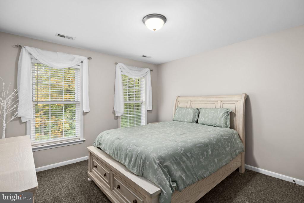10704 WHISPERING WAY, FREDERICKSBURG, Virginia 22407, 5 Bedrooms Bedrooms, ,3 BathroomsBathrooms,Residential,10704 WHISPERING WAY,VASP2036976 MLS # VASP2036976