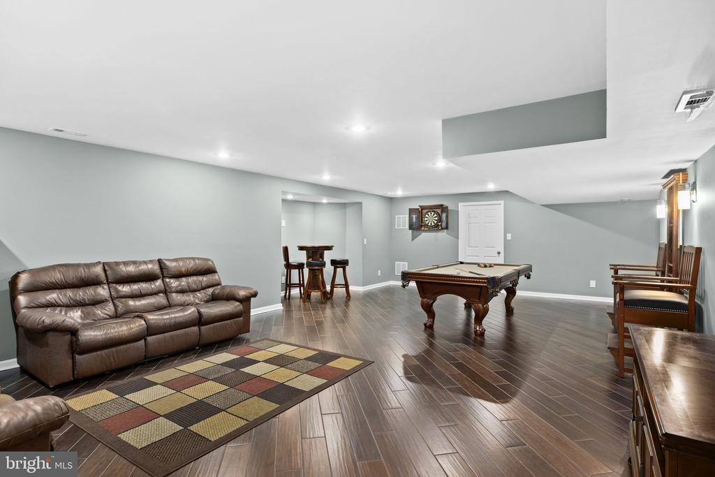 10704 WHISPERING WAY, FREDERICKSBURG, Virginia 22407, 5 Bedrooms Bedrooms, ,3 BathroomsBathrooms,Residential,10704 WHISPERING WAY,VASP2036976 MLS # VASP2036976