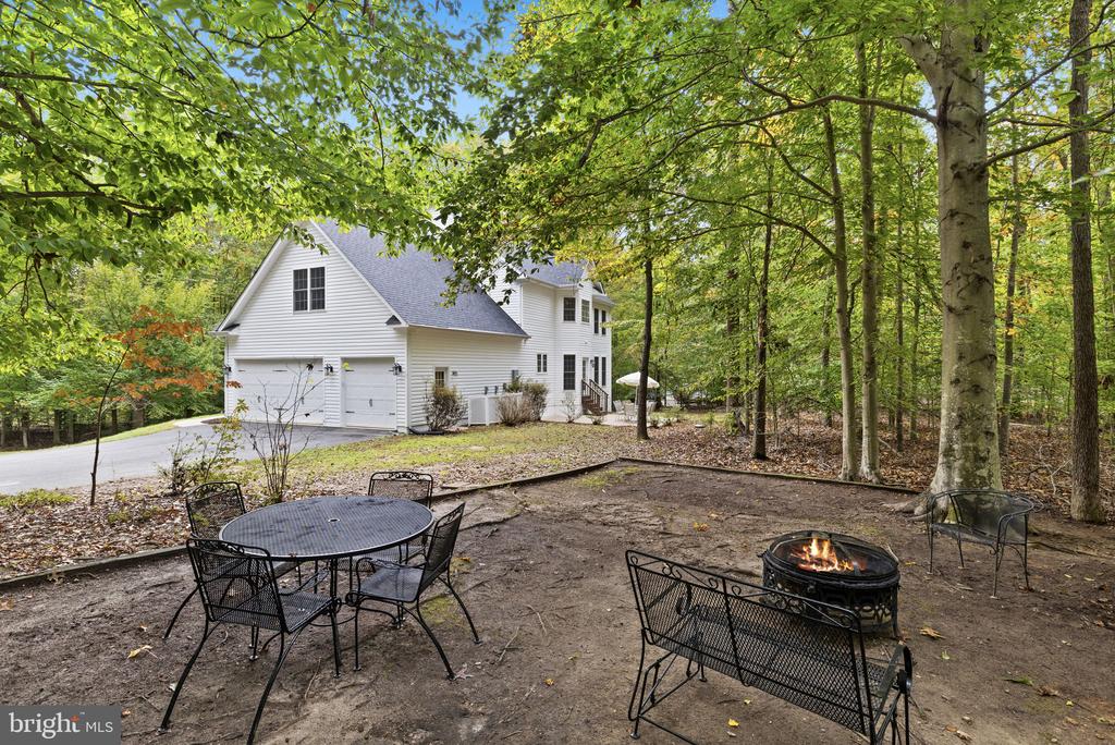 10704 WHISPERING WAY, FREDERICKSBURG, Virginia 22407, 5 Bedrooms Bedrooms, ,3 BathroomsBathrooms,Residential,10704 WHISPERING WAY,VASP2036976 MLS # VASP2036976