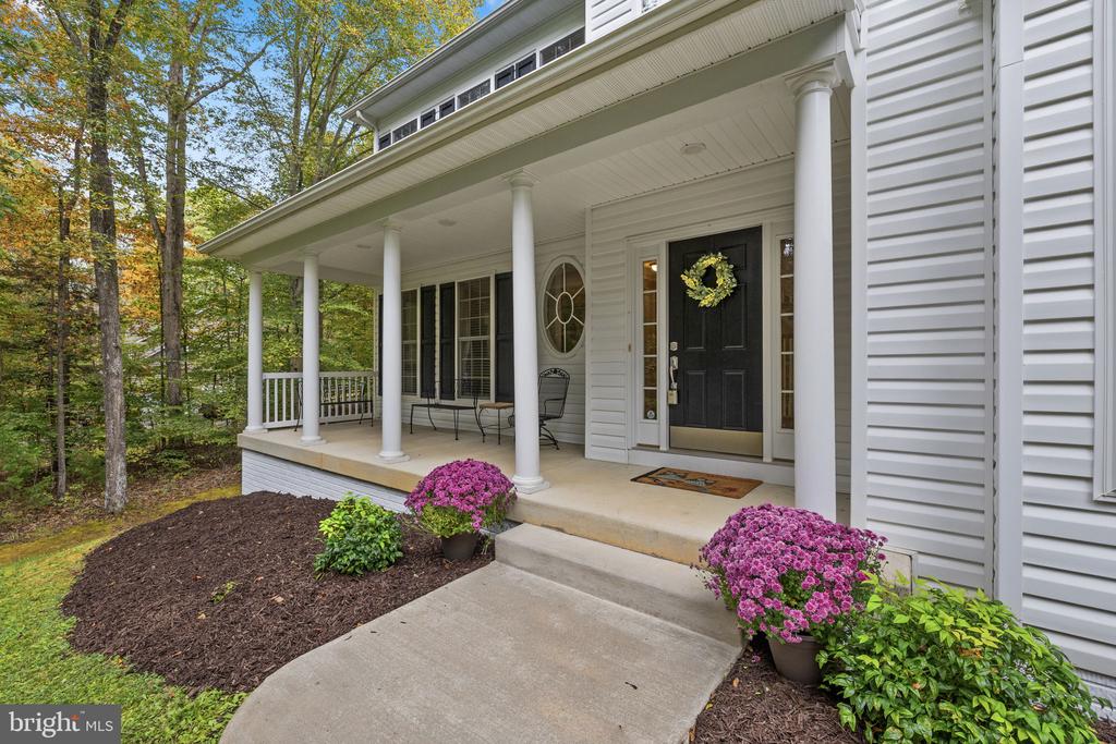 10704 WHISPERING WAY, FREDERICKSBURG, Virginia 22407, 5 Bedrooms Bedrooms, ,3 BathroomsBathrooms,Residential,10704 WHISPERING WAY,VASP2036976 MLS # VASP2036976