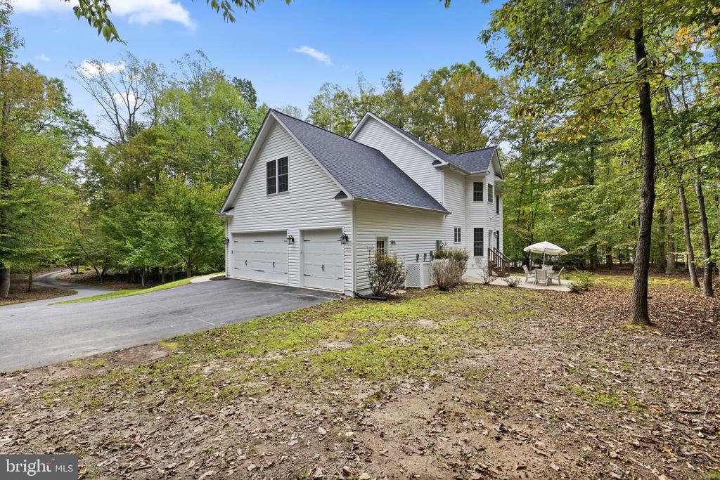 10704 WHISPERING WAY, FREDERICKSBURG, Virginia 22407, 5 Bedrooms Bedrooms, ,3 BathroomsBathrooms,Residential,10704 WHISPERING WAY,VASP2036976 MLS # VASP2036976