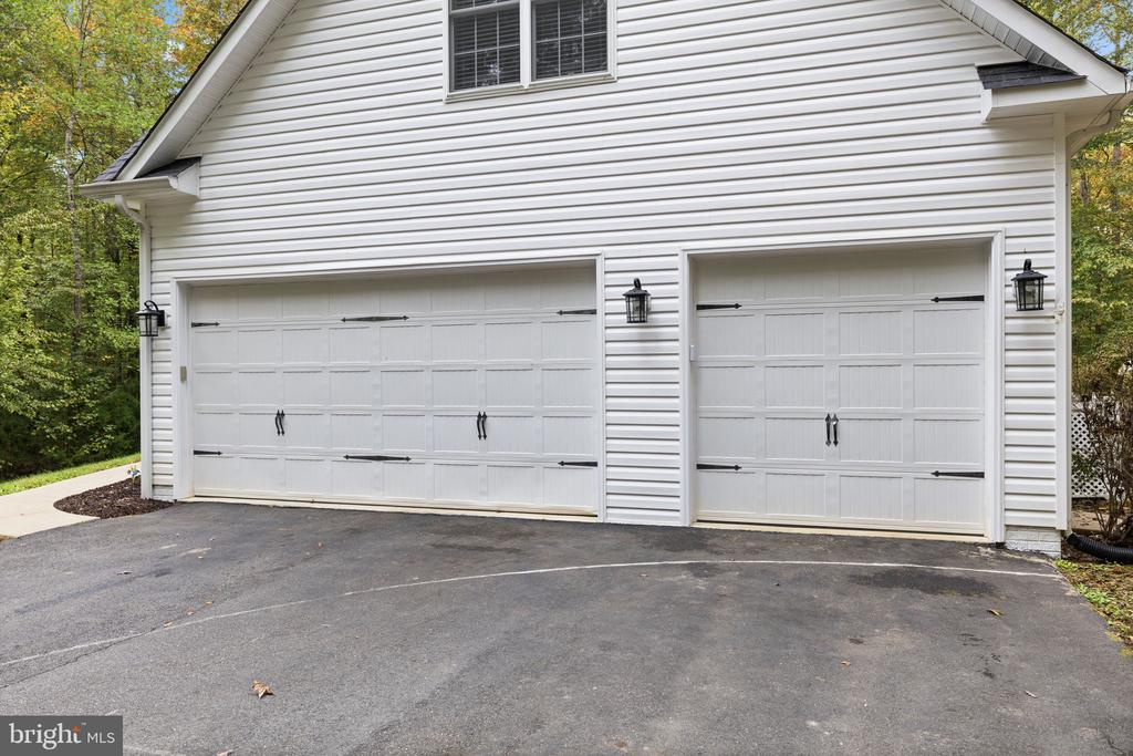 10704 WHISPERING WAY, FREDERICKSBURG, Virginia 22407, 5 Bedrooms Bedrooms, ,3 BathroomsBathrooms,Residential,10704 WHISPERING WAY,VASP2036976 MLS # VASP2036976