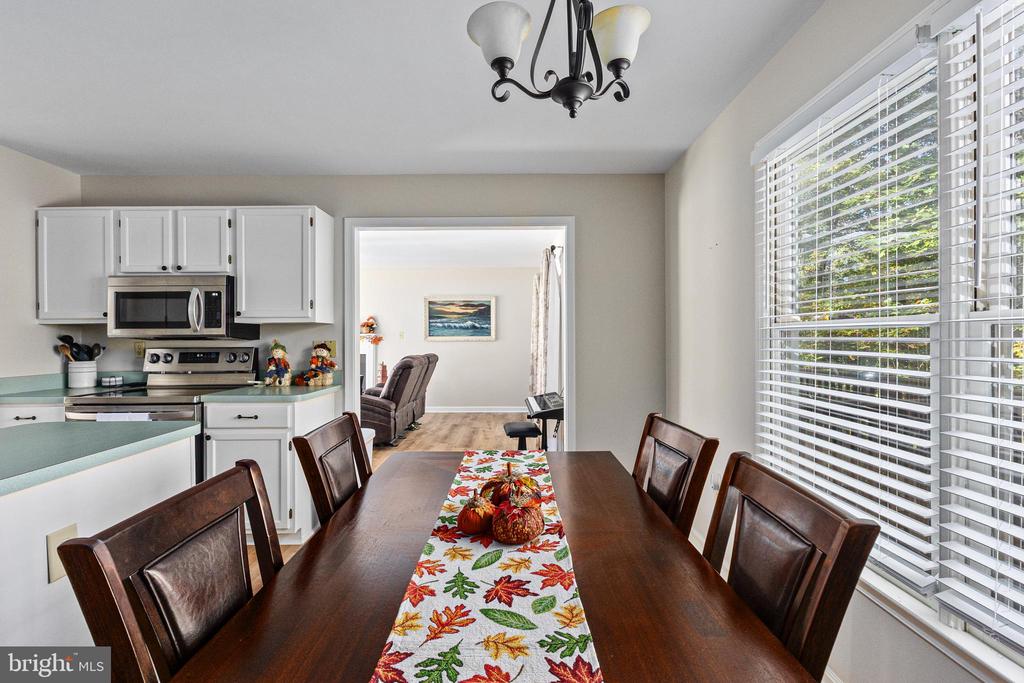6505 ROYAL OAKS DR, FREDERICKSBURG, Virginia 22407, 3 Bedrooms Bedrooms, ,2 BathroomsBathrooms,Residential,6505 ROYAL OAKS DR,VASP2036972 MLS # VASP2036972