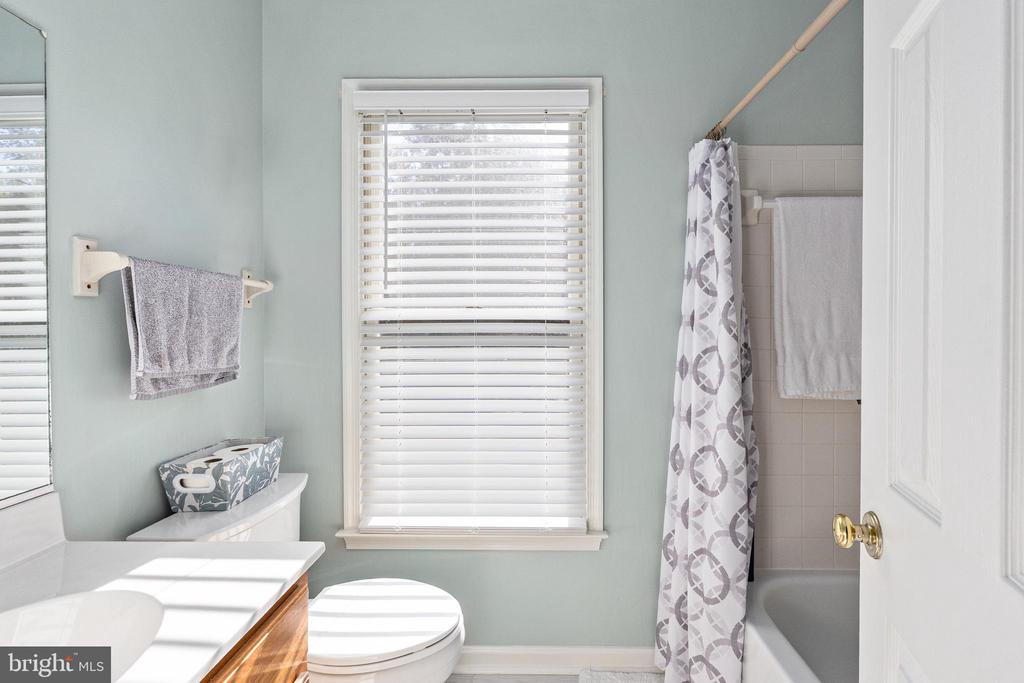 6505 ROYAL OAKS DR, FREDERICKSBURG, Virginia 22407, 3 Bedrooms Bedrooms, ,2 BathroomsBathrooms,Residential,6505 ROYAL OAKS DR,VASP2036972 MLS # VASP2036972