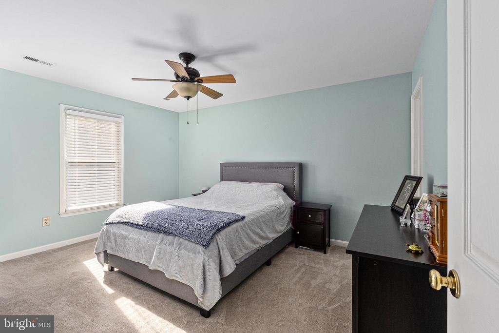 6505 ROYAL OAKS DR, FREDERICKSBURG, Virginia 22407, 3 Bedrooms Bedrooms, ,2 BathroomsBathrooms,Residential,6505 ROYAL OAKS DR,VASP2036972 MLS # VASP2036972