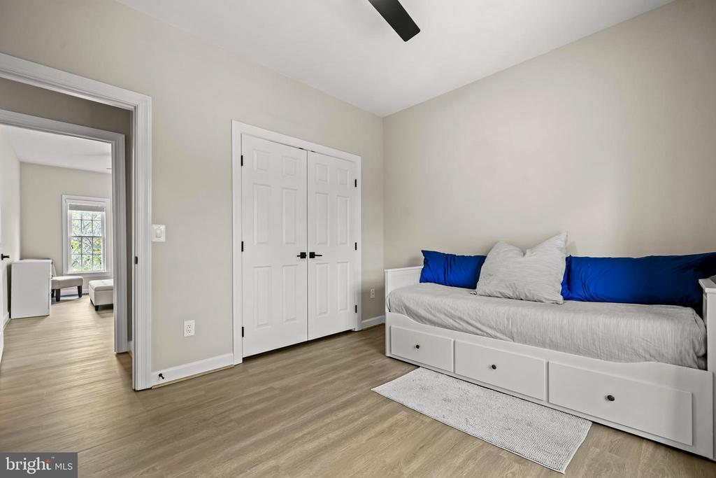 6288 REDWINGED BLACKBIRD DR, WARRENTON, Virginia, 5 Bedrooms Bedrooms, ,3 BathroomsBathrooms,Residential,6288 REDWINGED BLACKBIRD DR,VAFQ2019438 MLS # VAFQ2019438