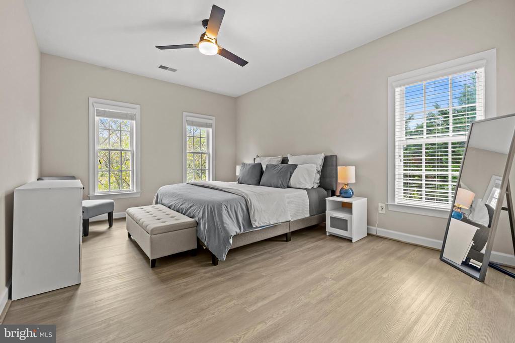 6288 REDWINGED BLACKBIRD DR, WARRENTON, Virginia, 5 Bedrooms Bedrooms, ,3 BathroomsBathrooms,Residential,6288 REDWINGED BLACKBIRD DR,VAFQ2019438 MLS # VAFQ2019438