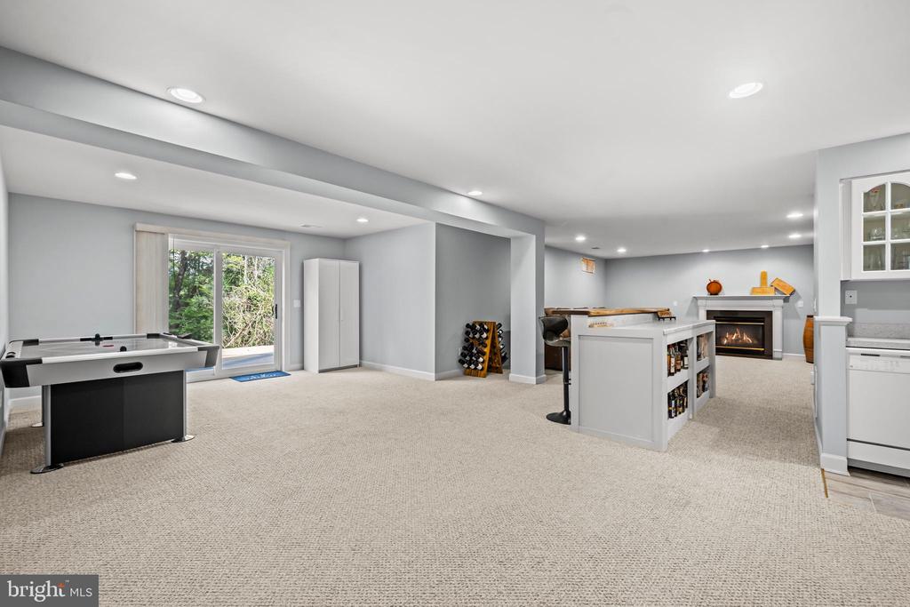6288 REDWINGED BLACKBIRD DR, WARRENTON, Virginia, 5 Bedrooms Bedrooms, ,3 BathroomsBathrooms,Residential,6288 REDWINGED BLACKBIRD DR,VAFQ2019438 MLS # VAFQ2019438
